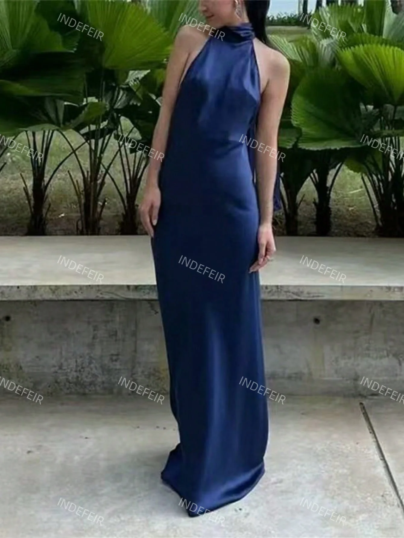 Indefeir レディース 春の新作 バックレス シルク サテン テクスチャー ドレス ロング スカート