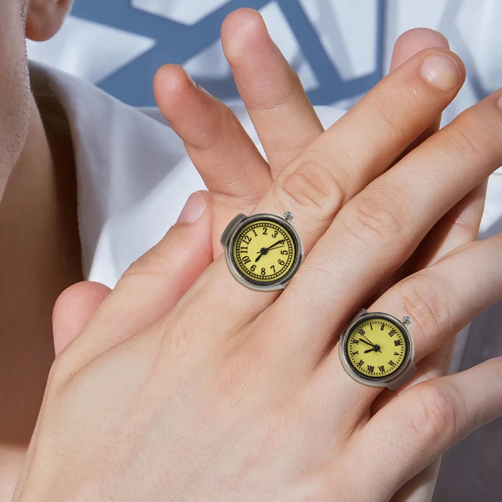 

2pcs Vintage Ring Watch Women Men Metal Rings Round Dial Mini Quartz Finger Retro Style Band Accessory