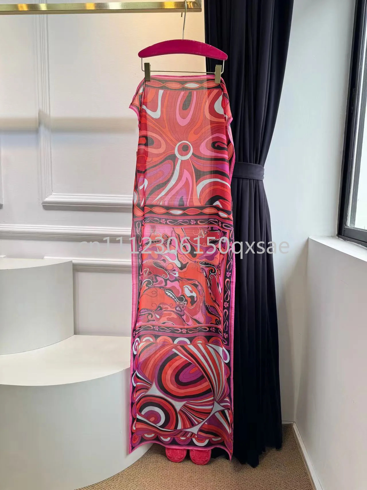 Classic Design Women's Red Cover-Ups with Designer Signature Letter Logo Luxury Brand Women's Wrap Skirt Beach Silk Veils