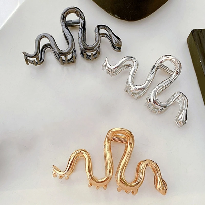 Cool Hair Clip Metallic Feeling Snake Shape Shinning Hair Clip for Woman Long Short Hair Delicate Jaw Clip for Woman