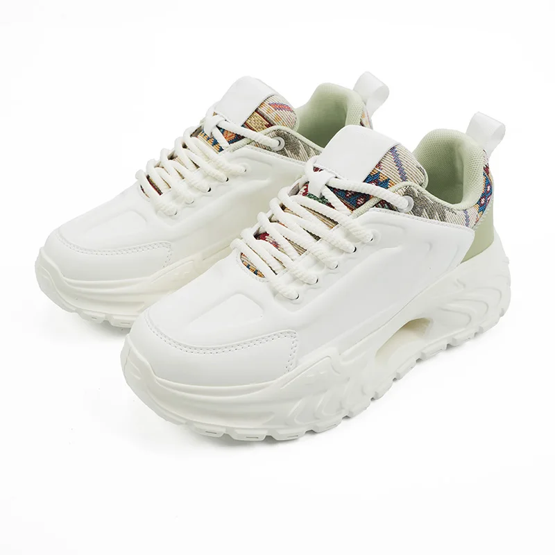Spring and Autumn New Men's Shoes, Thick-Soled Height-Increasing Dad Shoes, Men's Casual Sports Shoes, Embroidered Versatile White Shoes, Trendy Soft-Soled Shock-Absorbing Running Shoes