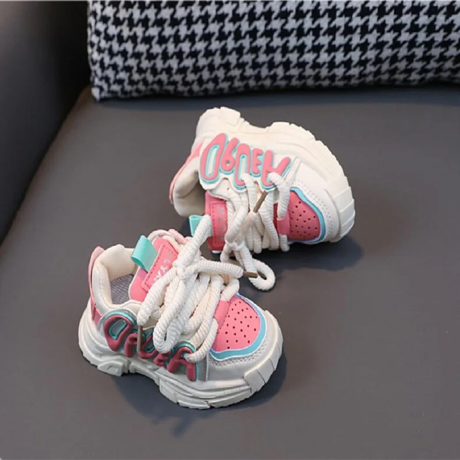 Buty dziecięce na co dzień buty dla chłopców ojciec dziewczęce buty sportowe jesień 2024 nowe dziecięce antypoślizgowe buty do biegania z miękką