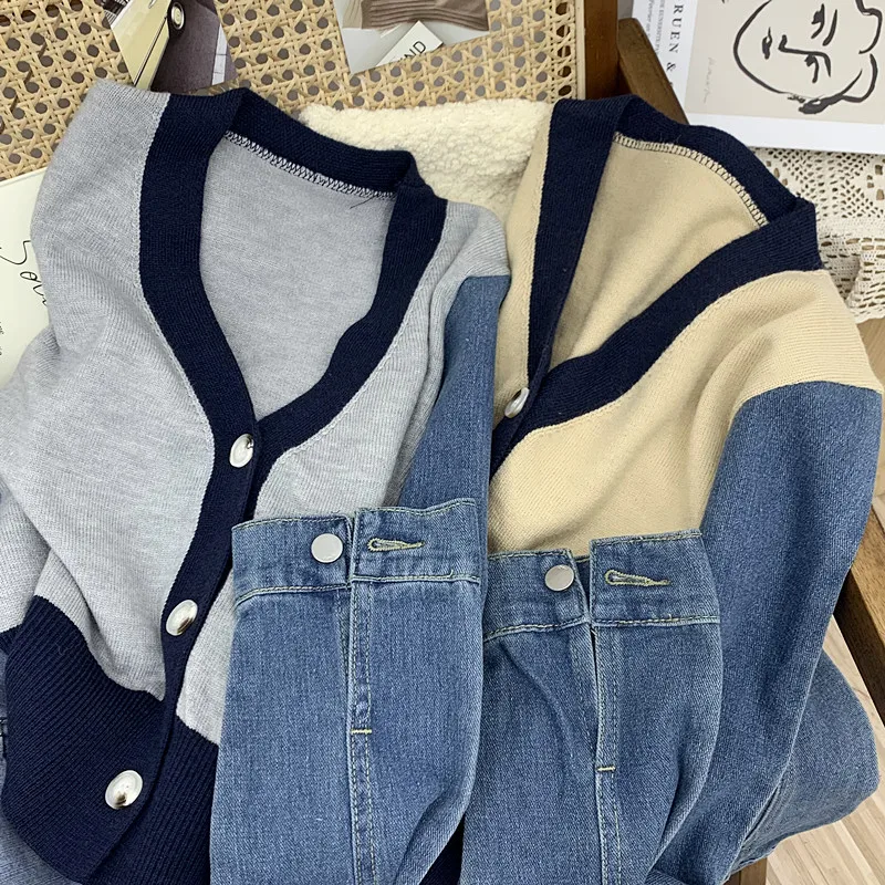 Denim Patchwork Sweater Short Jacket Women\'s 2023 Autumn New Contrasting V-neck Long Sleeved Loose Single Breasted All-Match Top