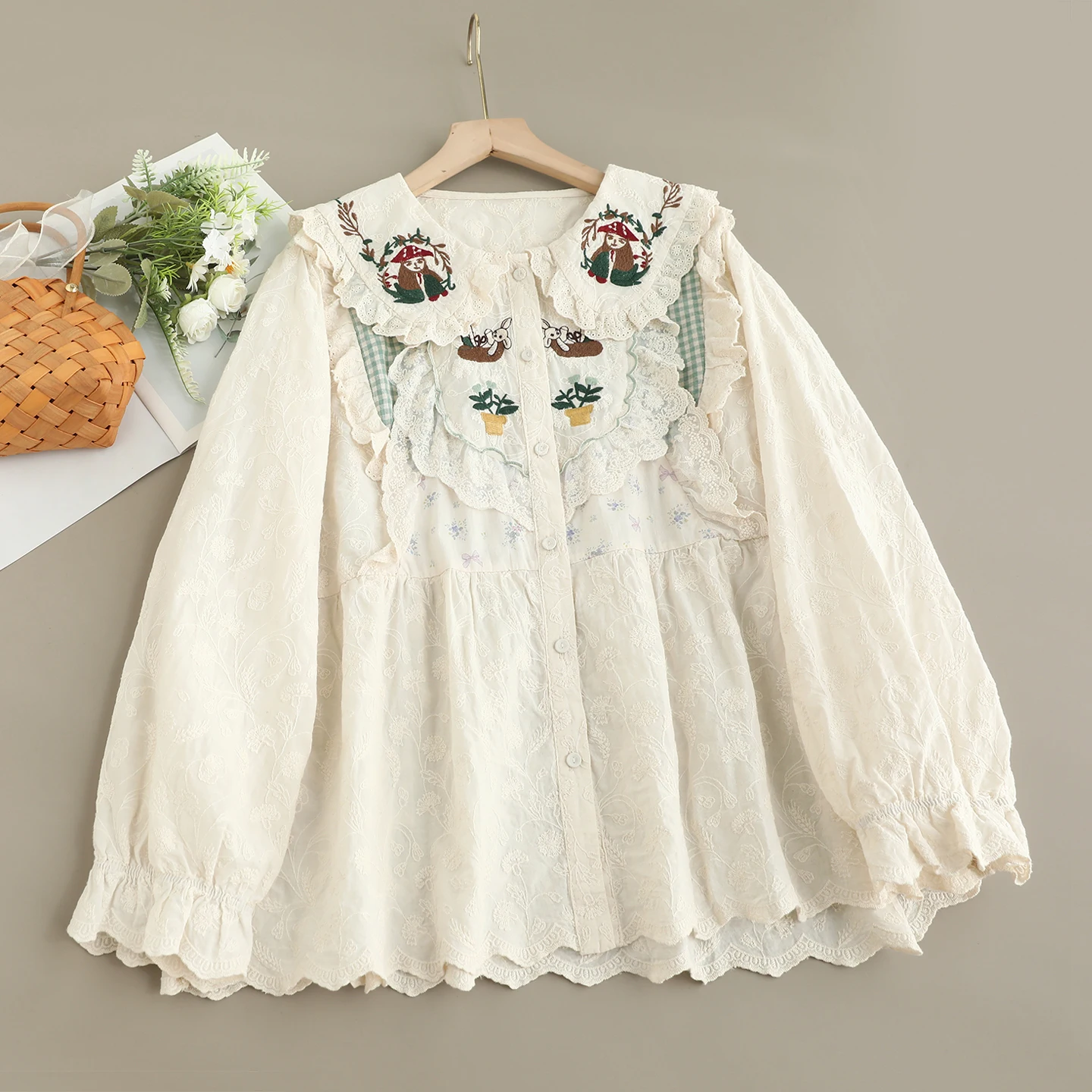 اليابانية الحلو موري فتاة الكرتون التطريز تي شيرتات قطن المرأة ربيع الخريف بيتر بان طوق كم طويل بلوزة غير رسمية بلايز