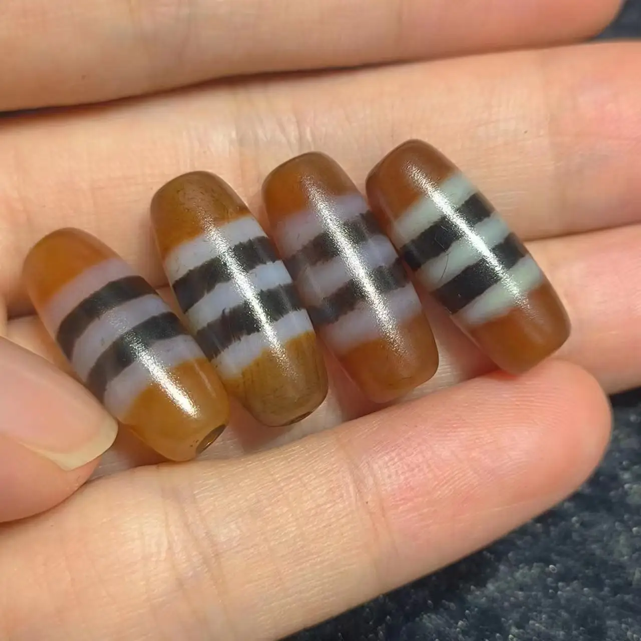 10pcs/lot Natural striped old agate dzi Tricolor black and white thread beads Weathering lines Accessories jewelry wholesale