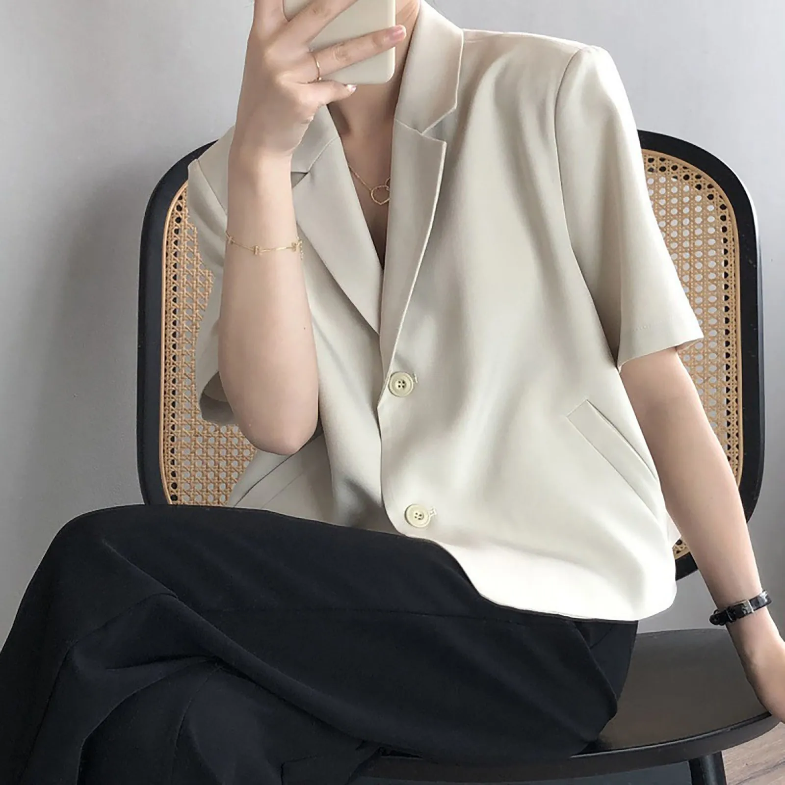 Eleagnt Suit Coat Women Summer Autumn Korean Version Turn Down Collar Short Sleeve Blazers Womens Classic Button Shirts Top
