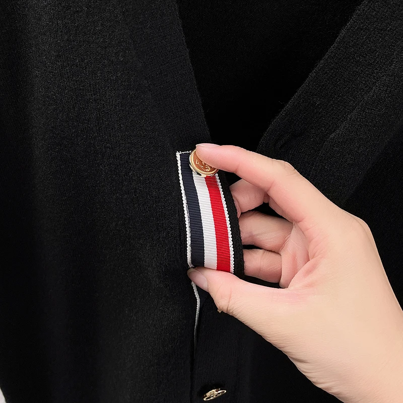 Herbst Winter Neue Strick-Strickjacke Mode Hochwertiges Klassisches Streifendesign Herren V-Ausschnitt Luxusmarke Business Casual Pullover Mantel – Detail 21