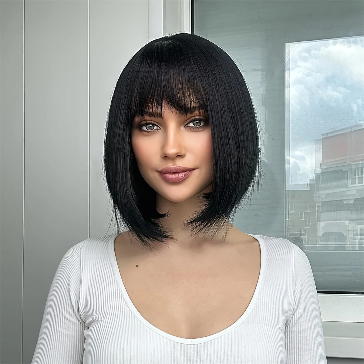 HHFASHION Exquisite Short Wave Bob Synthetic Wig with Bangs 12 Inch Straight Cosplay Party Hair for Ladies Daily Use