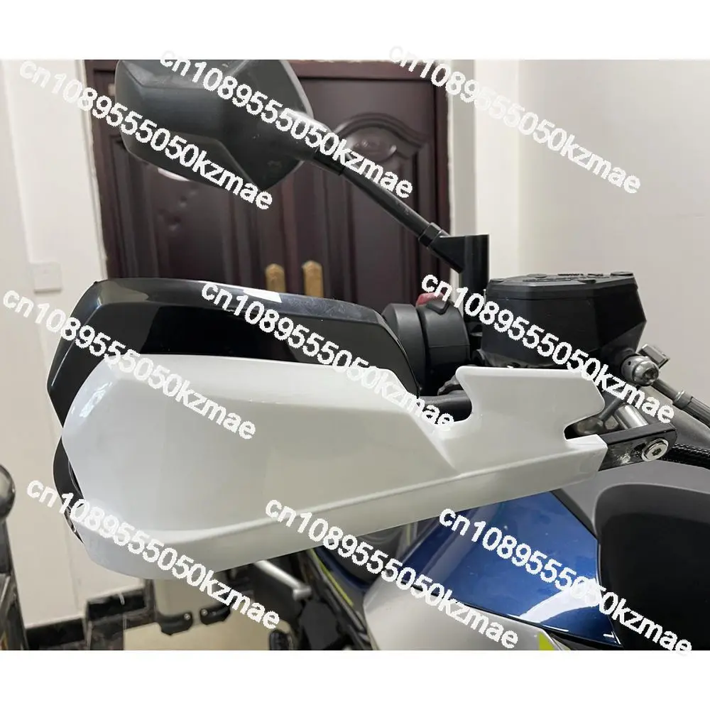 

Suitable for Spring Breeze 800MT/650MT Modified Motorcycle Aluminum Alloy Hand Guard Windshield and Anti-drop Accessories