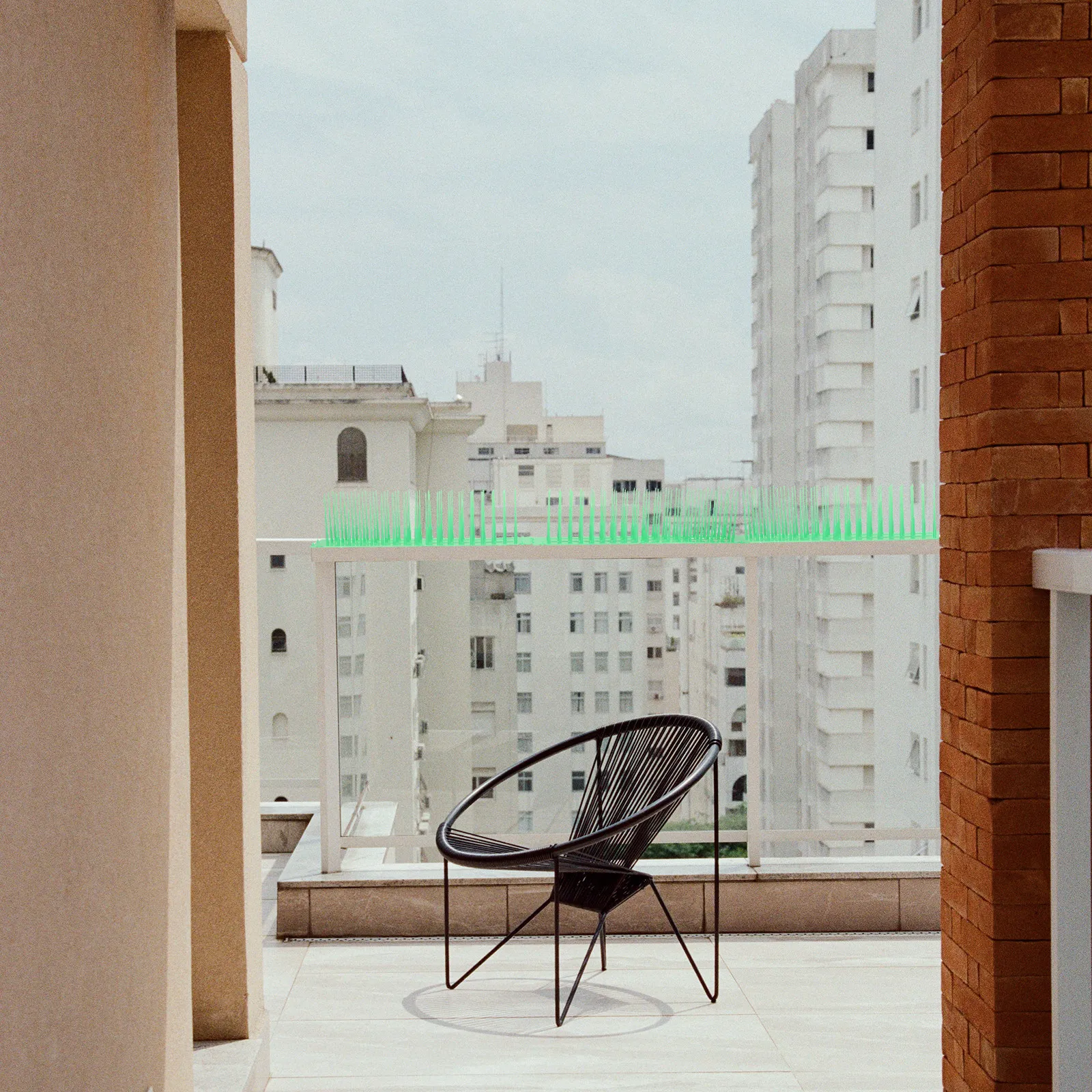 

2 шт. черные пластиковые шипованные коврики от птиц и кошек, защитная сетка для сада, отпугиватель голубей