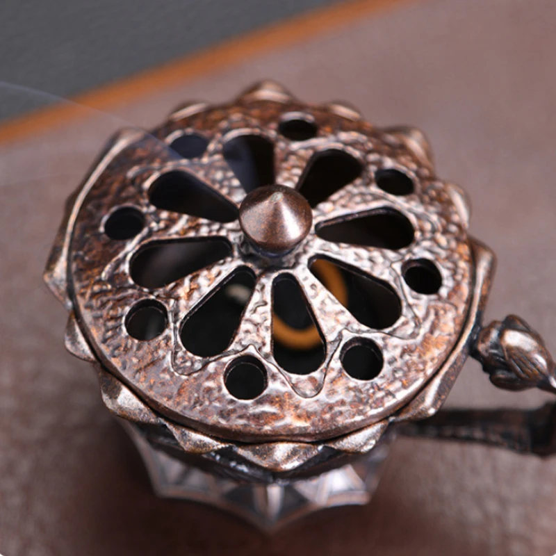 Creative Handheld Lotus Incense Burners Retro Sandalwood Incense Burner Hollow Out Alloy Censer Home Teahouse Decor
