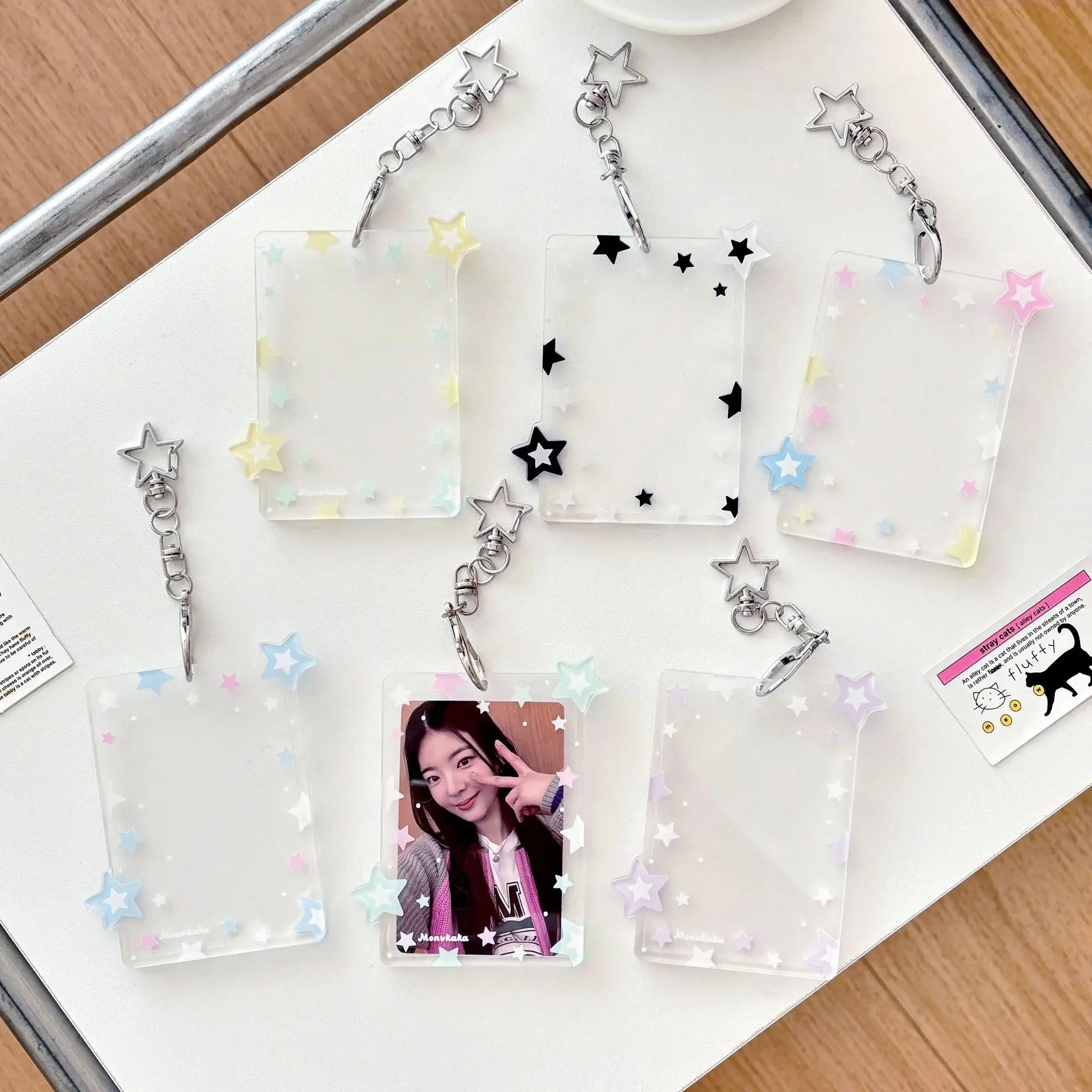 

Korean Transparent Acrylic Glitter Kpop Photocard Holder 3 Inch Credit Bank Card Keychain Protective Case Idol Photo frame