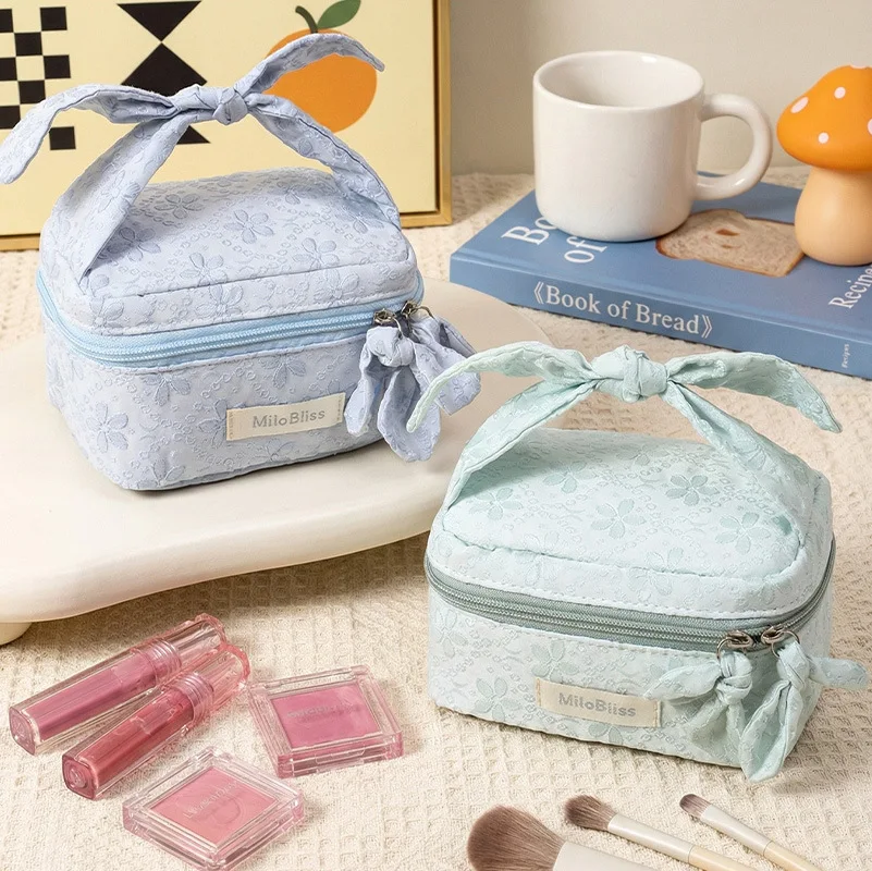 women-cosmetic-bag-heart-bow-design-portable-travel-wash-storage-little-fresh-girl-style