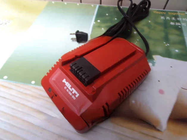 HILTI C4/36 90 lithium battery 220V charger 14.4v-36v (original, used products)