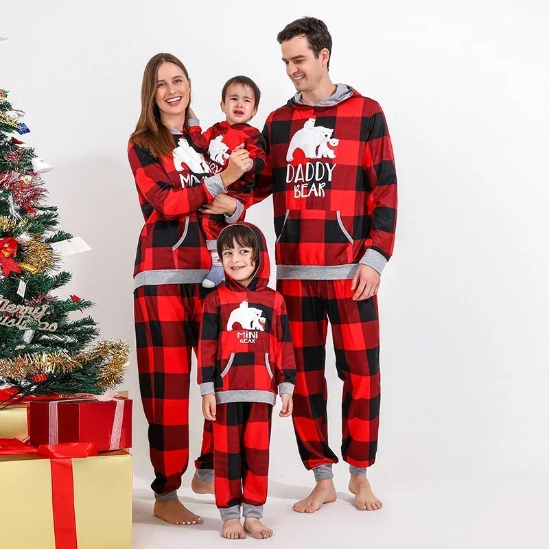 Christmas Mommy Daddy Mini Bear Print Pajamas Set Adults And Kids Matching Outfits Hooded Pocket Tracksuit Loose Soft Sleepwear