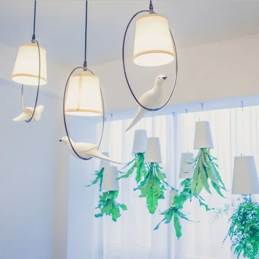 360-Degree Rotation Inverted Sky Garden Hanging Pot plastic Upside-Down Hanging Planter Pot New Upside Down Planter Flowerpot