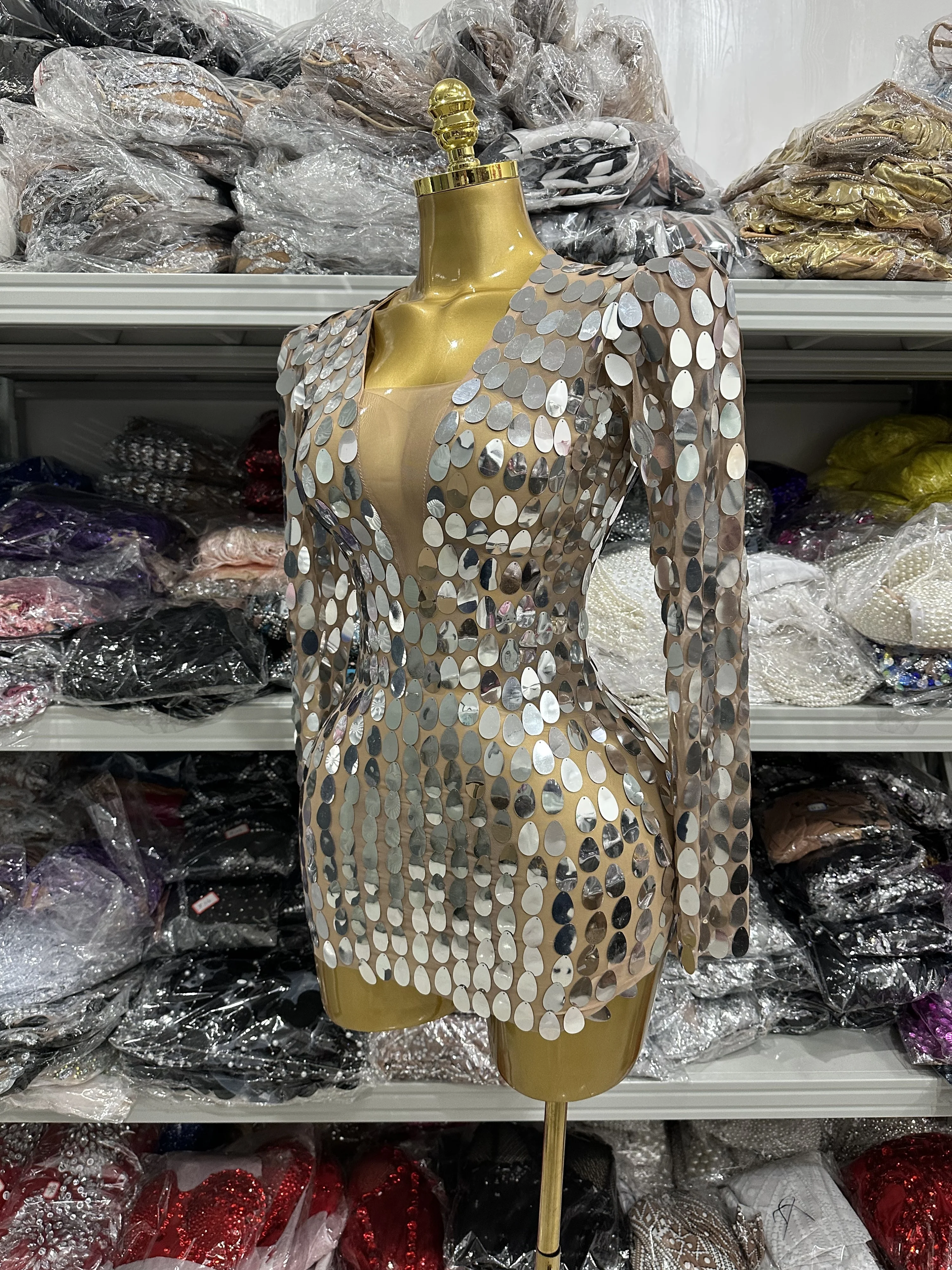 Sparkly Zilveren Lovertjes Vrouwen Lange Mouw Sexy Bodycon Mini Jurk Vieren Bar Zanger Prestaties Kostuum Stadium Slijtage