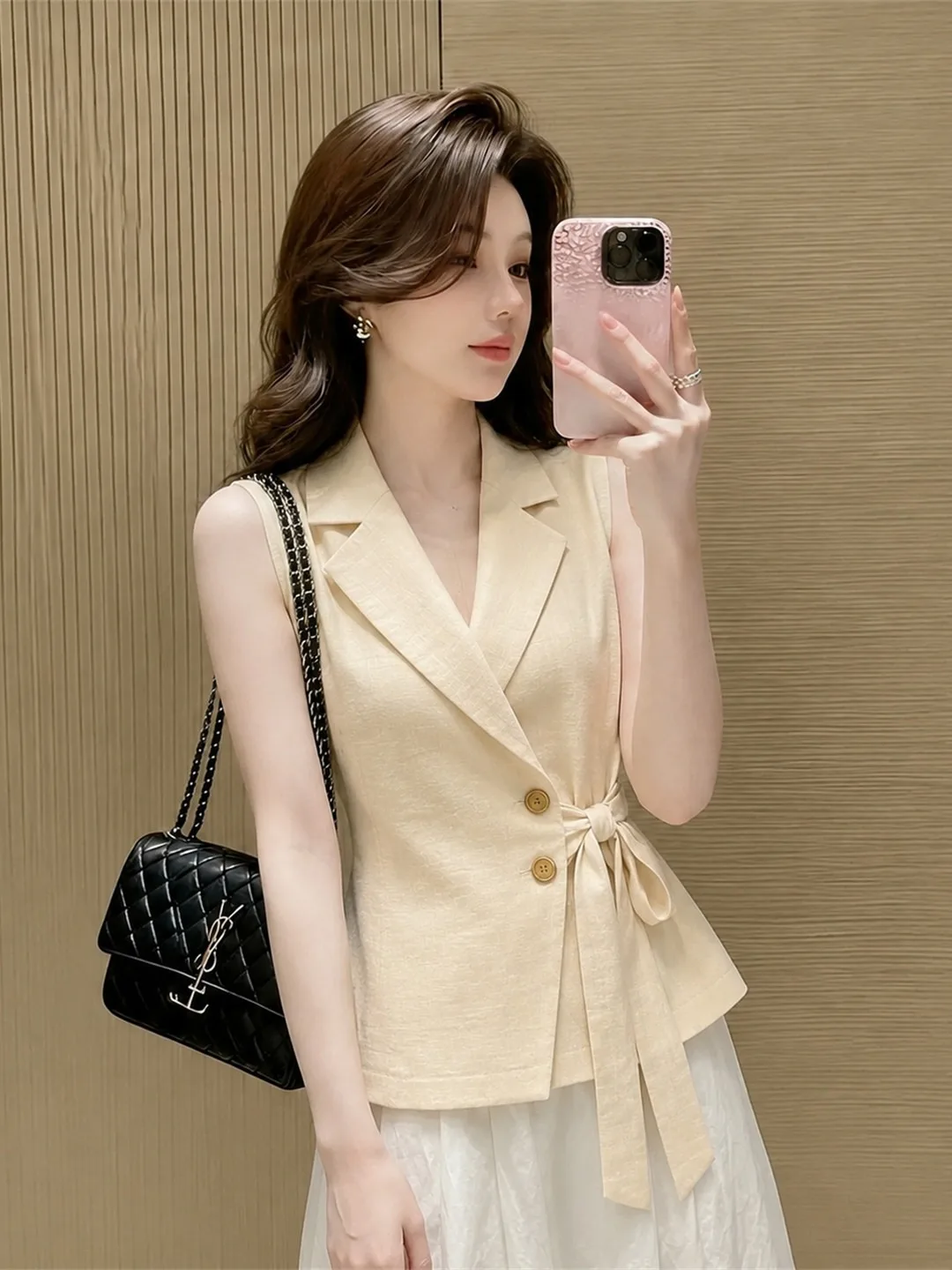 Elegant Sleeveless Vest Women's Design Fashionable Slimming Lightweight Commute Top Beige Versatile Polyester Material