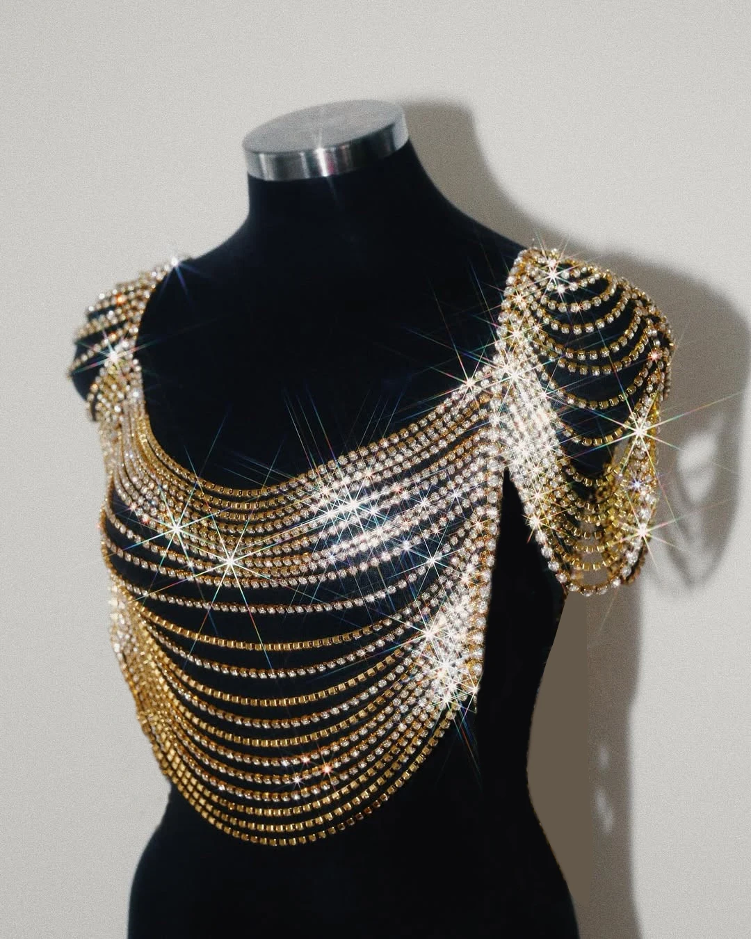 Women Shiny Rhinestone Tassel T Shirt Sexy Hollow Out Perspective Backless Metal Crop Top Rave Festival Party Tank Top Camisole