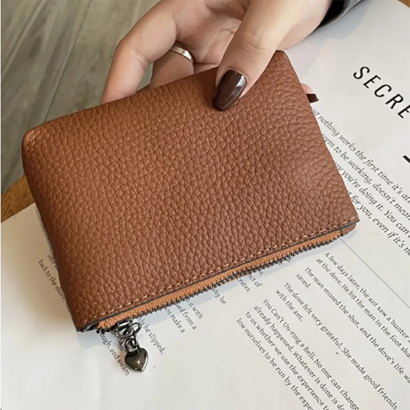 Stylish Mini Coin Purse with Multiple Compartments,  Beige & Black Design, Perfect for Everyday Use, Small Purse