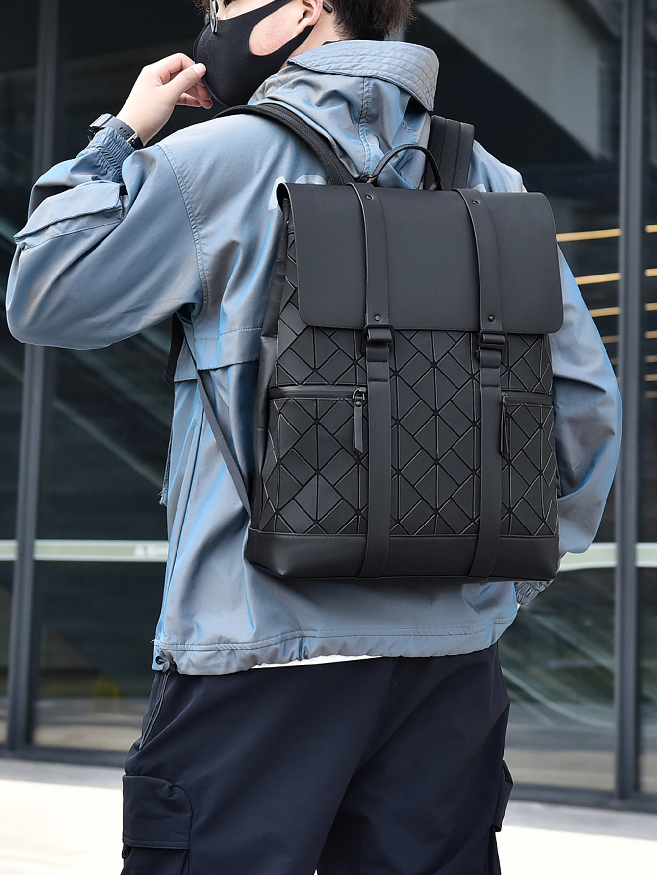 VC Fashionable Luxury Men\'s Flip Backpack Large Capacity Travel Backpack Simple School Backpacks for Men University Student