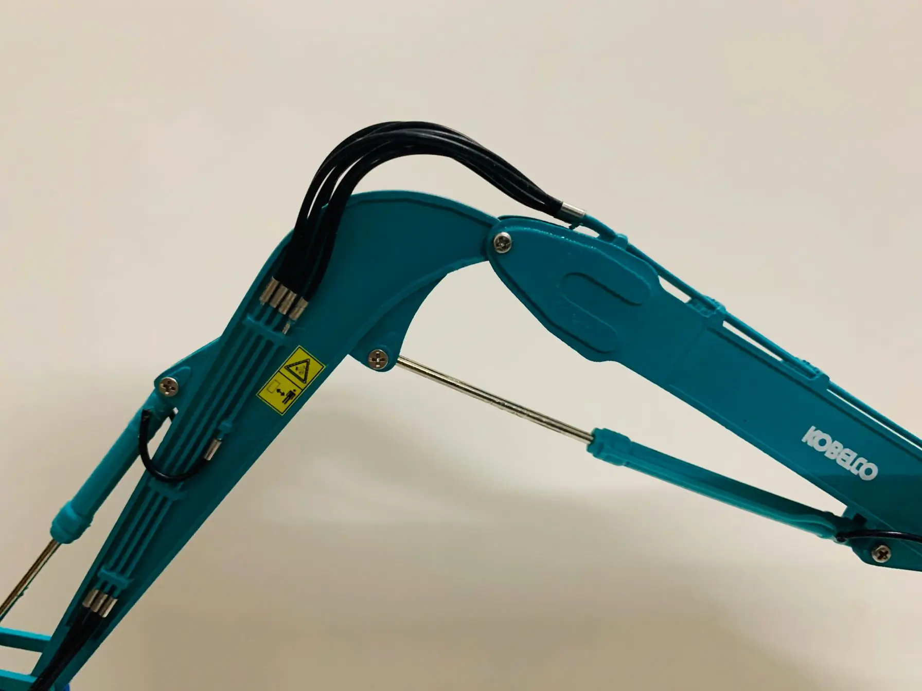 K0belco SK330 Pile Driver Excavator Construction Long Arm Crane 1:50 Scale DieCast Model