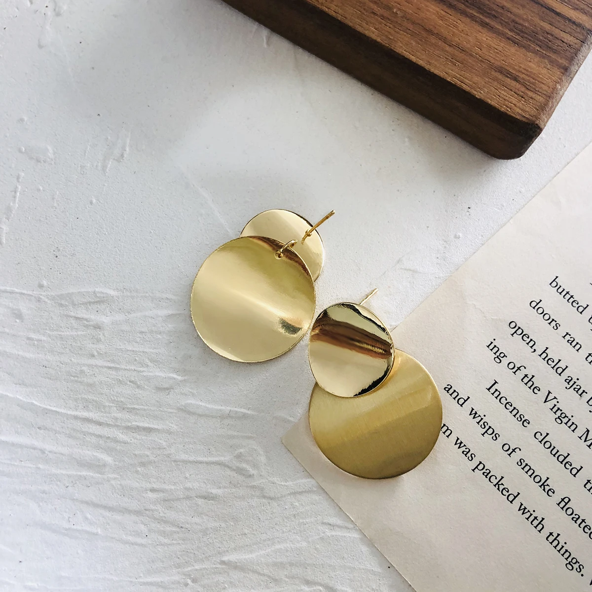 Greatera Gold Color Disc Patchwork Earrings For Women Metal Drawing Personality Exaggerated Alloy Charm Light Luxury Jewelry