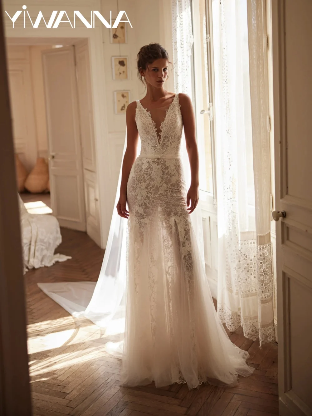 

Illusion Beaded Elegant Lace Wedding Dress With Cape Sexy Deep V-neck Mermaid Bridal Gown Customized Ivory Dresses For Bride