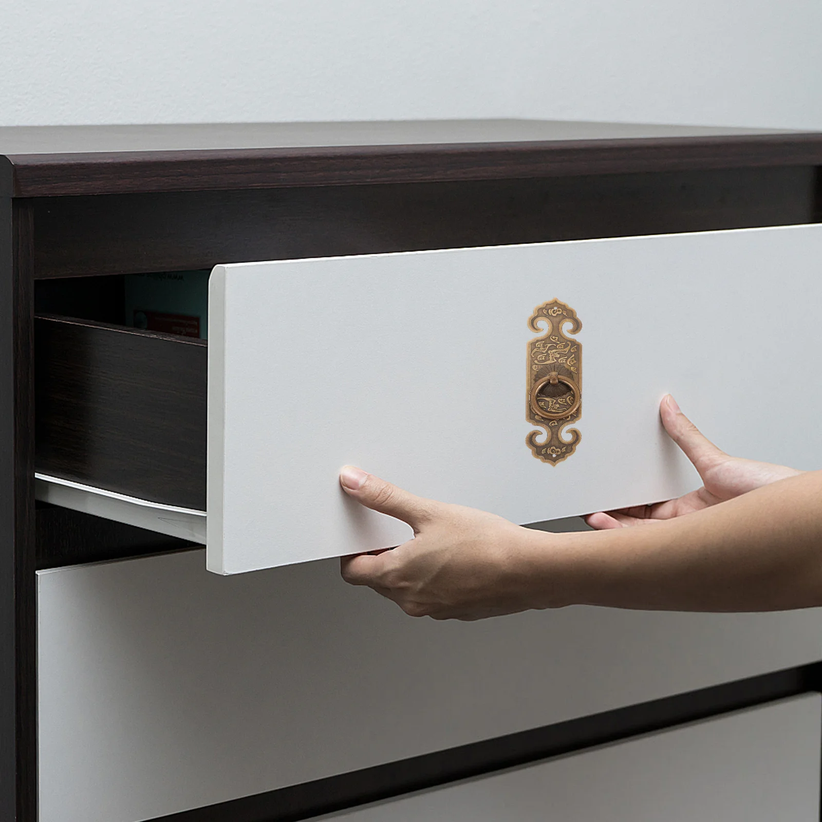 

2Pcs Vintage Cabinet Door Pull Handle Sturdy Brass Furniture Drawer Wardrobe Handles Chinese Style Traditional Style