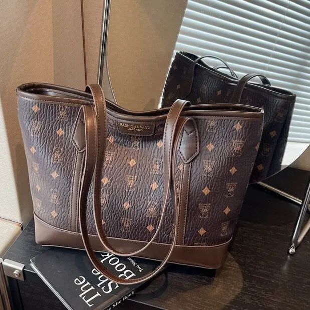 

New Fashionable Women's Bags, High-end Tote Shoulder Bags, Large-capacity Messenger Models, Foreign-style Hand Bags.