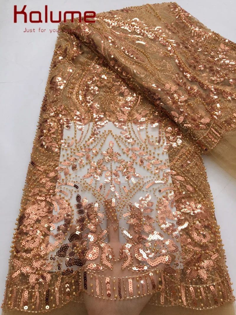 

Kalume Африканская сетчатая кружевная ткань с блестками 2025 Французская тюлевая кружевная ткань Новейшая кружевная ткань с бисером для шитья свадебного платья F4363