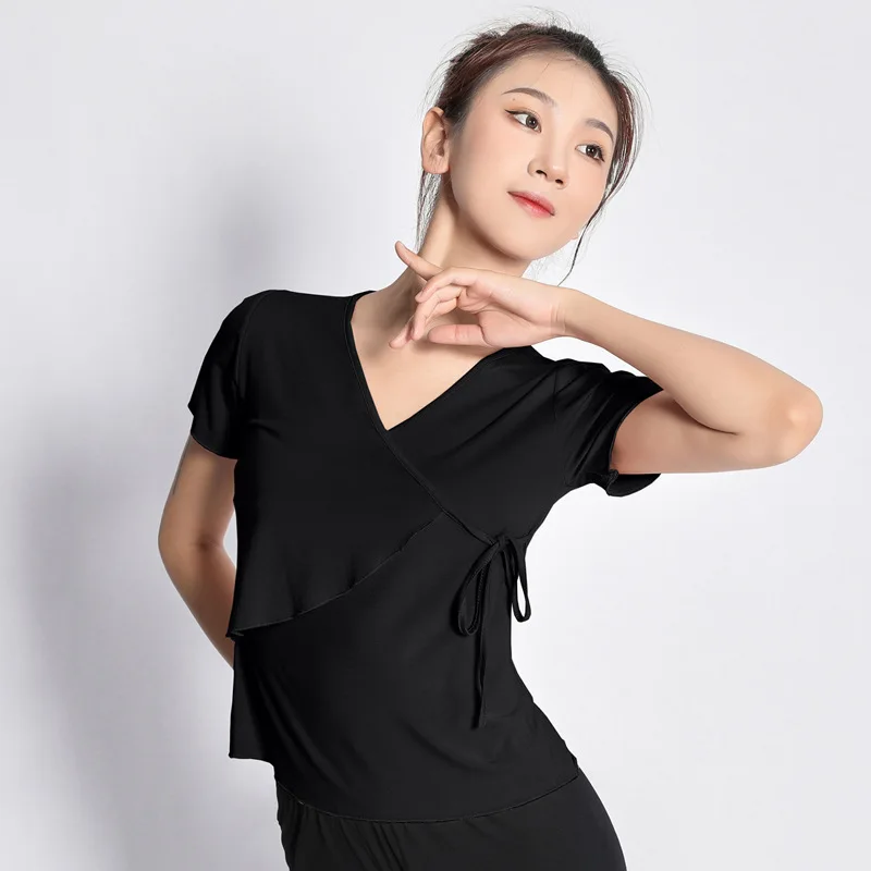 ملابس ممارسة الرقص الجديدة بأكمام طويلة تي شيرت نسائي برقبة على شكل حرف v وأكمام قصيرة ملابس رقص مربعة للرقص اللاتيني