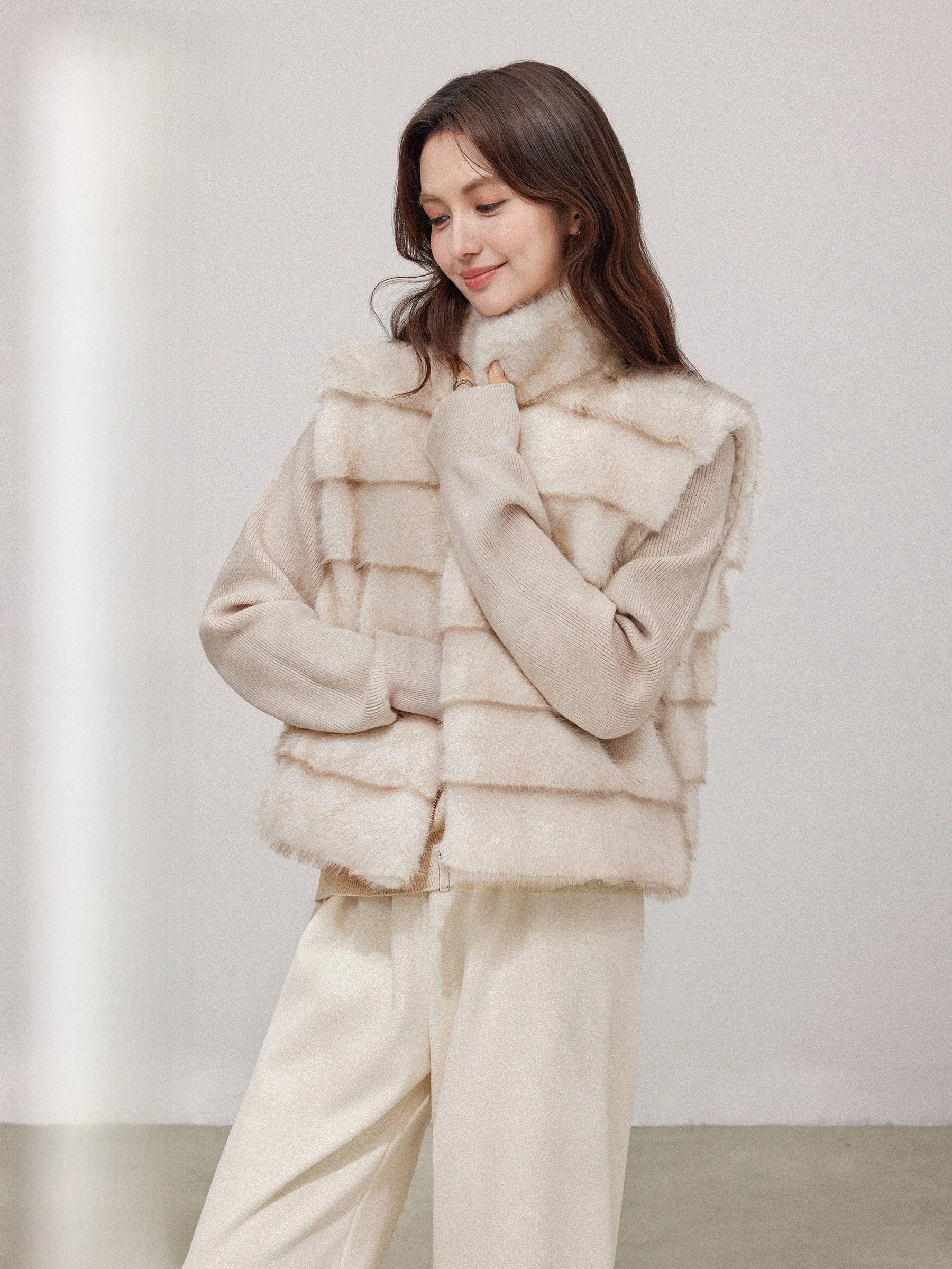 

Women's Thiened Warmth Water Rabbit Fur Vest Outerwear Stripe Pattern Stand Collar Svel Jaet for Autumn And Winter