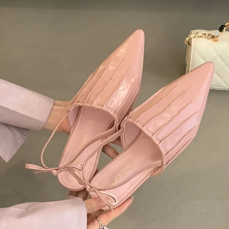 

Модные женские туфли на низком каблуке с острым носком и открытой пяткой, новинка 2025, брендовые дизайнерские сексуальные кружевные офисные элегантные женские туфли-мулы