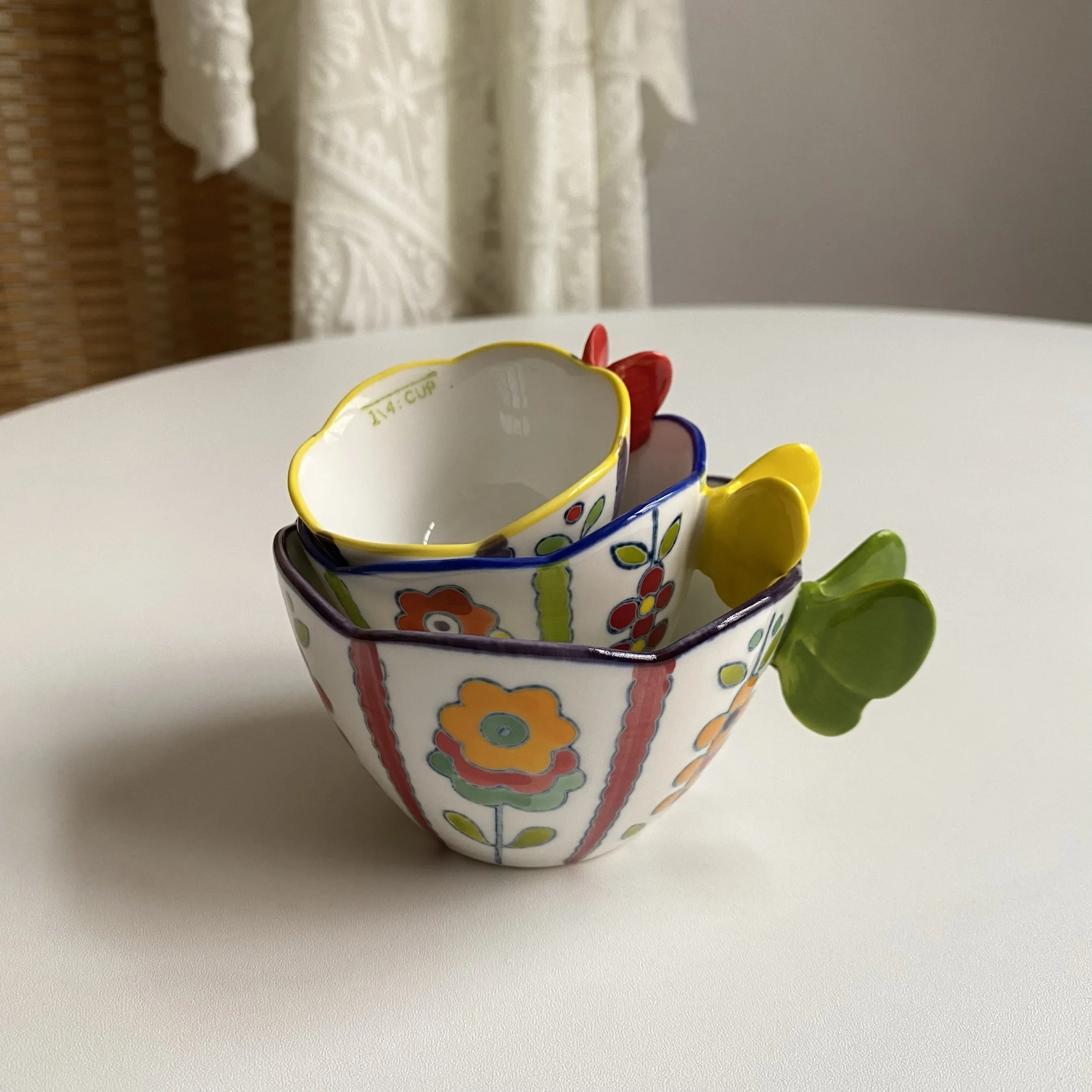 High-quality hand-painted underglaze color high-value measuring set water cup household mini concentrated coffee cup extraction