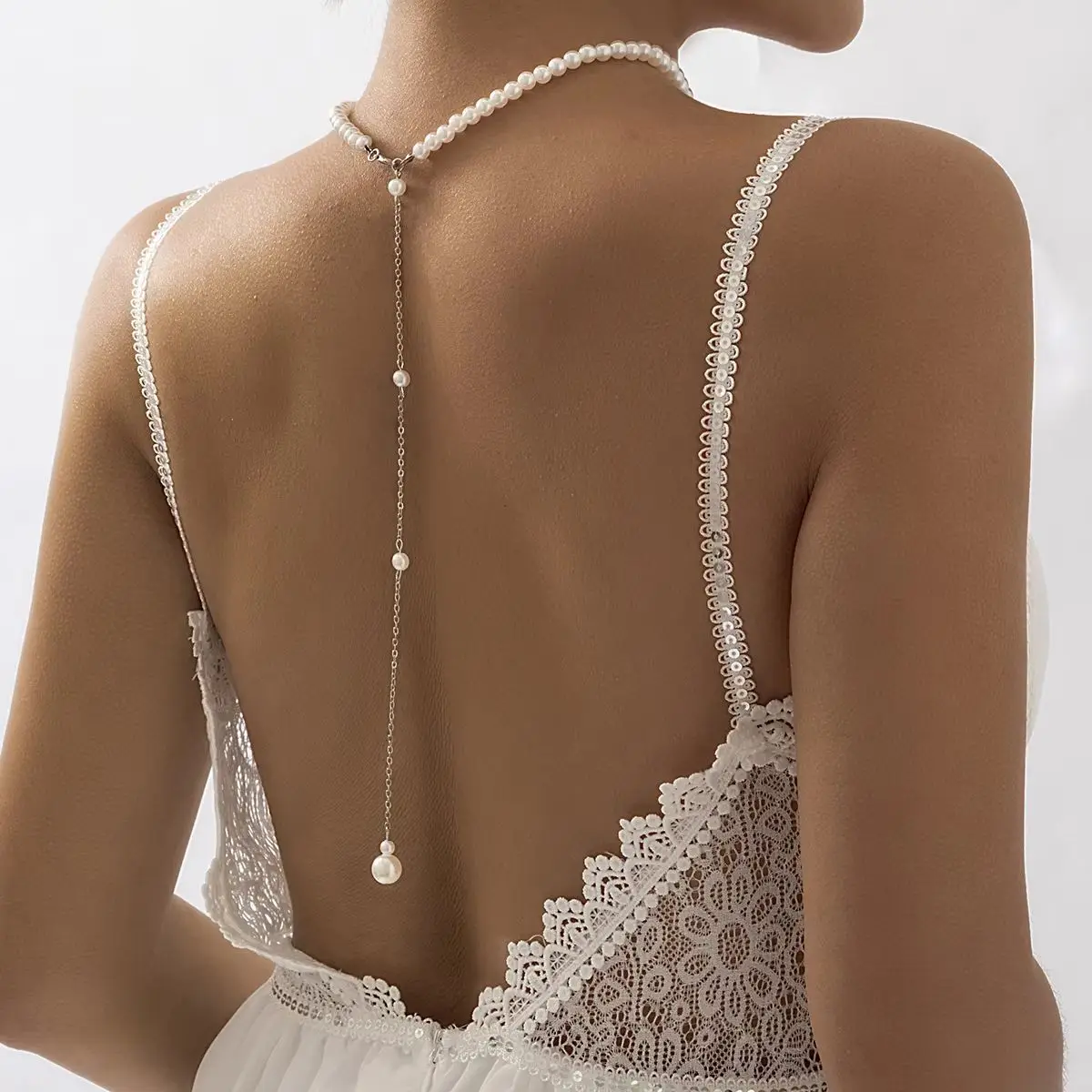 Elegancki naszyjnik choker z imitacją pereł w stylu vintage, długi łańcuszek z frędzlami, biżuteria ślubna, łańcuszek na biust do bikini.