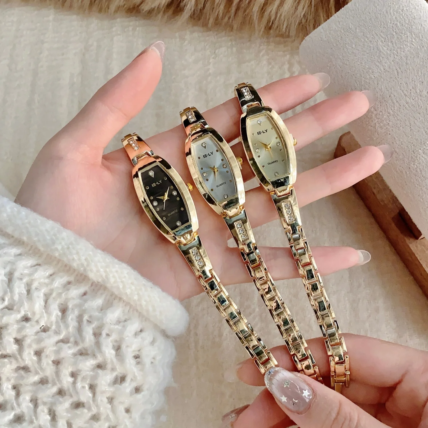 

Винтажные женские наручные часы с маленьким циферблатом, золотые часы-браслет для женщин, женские модные кварцевые часы с бриллиантами, Reloj Mujer