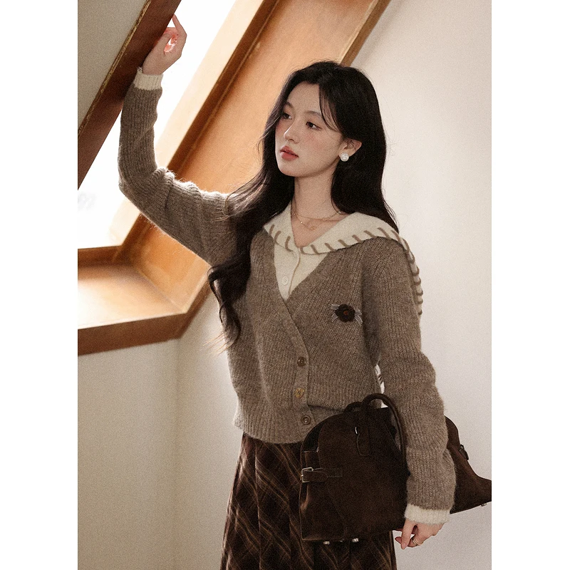 ALXNAN-suéter de lana caqui para mujer, suéter de punto elegante de manga larga con costuras, jerséis holgados para otoño para mujer L57317