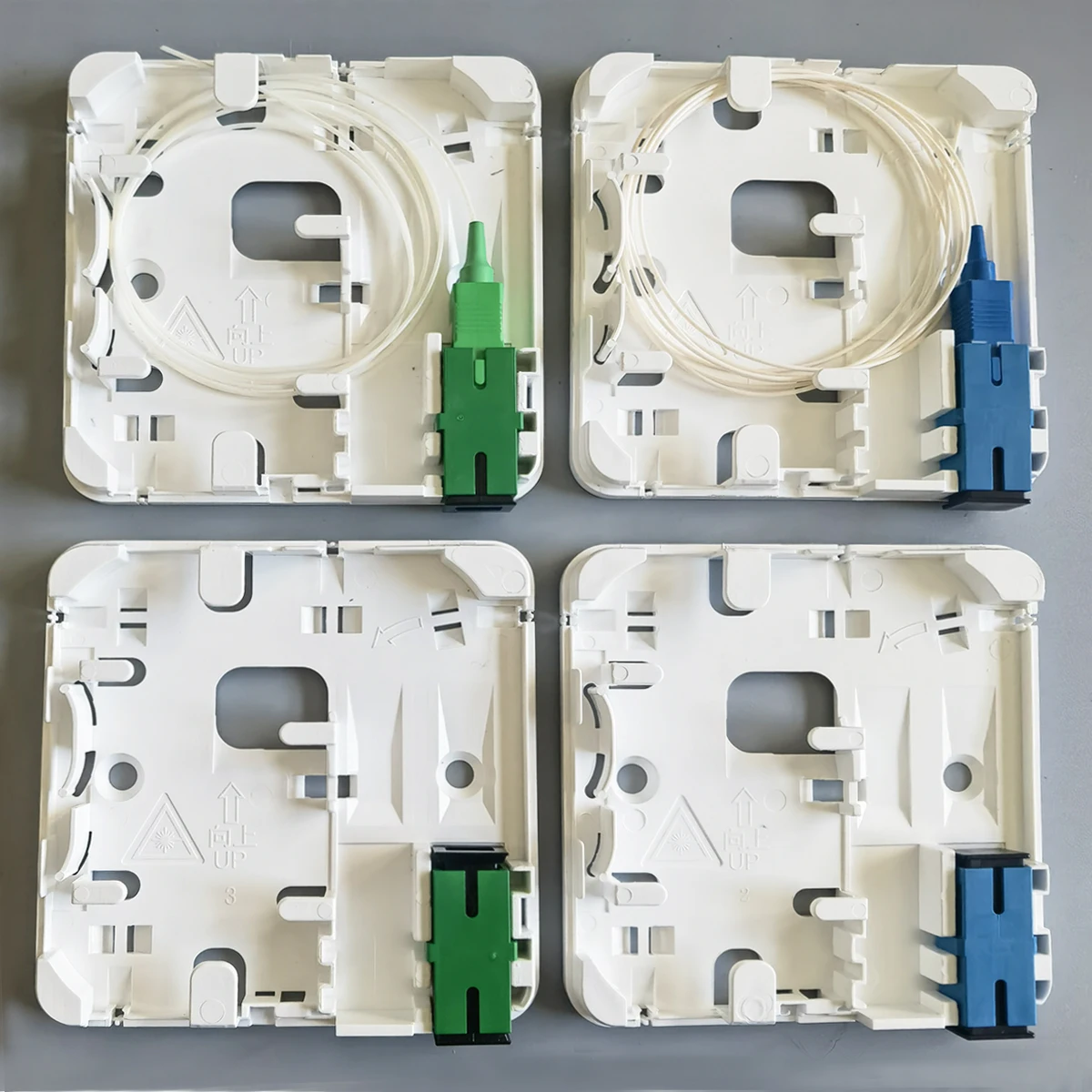 

2120-T-1 86 Style Electrical Junction Box Wall-Mounted Wiring Box For Switches SC With Fiber Pigtail And Adapter Optic Panel Box