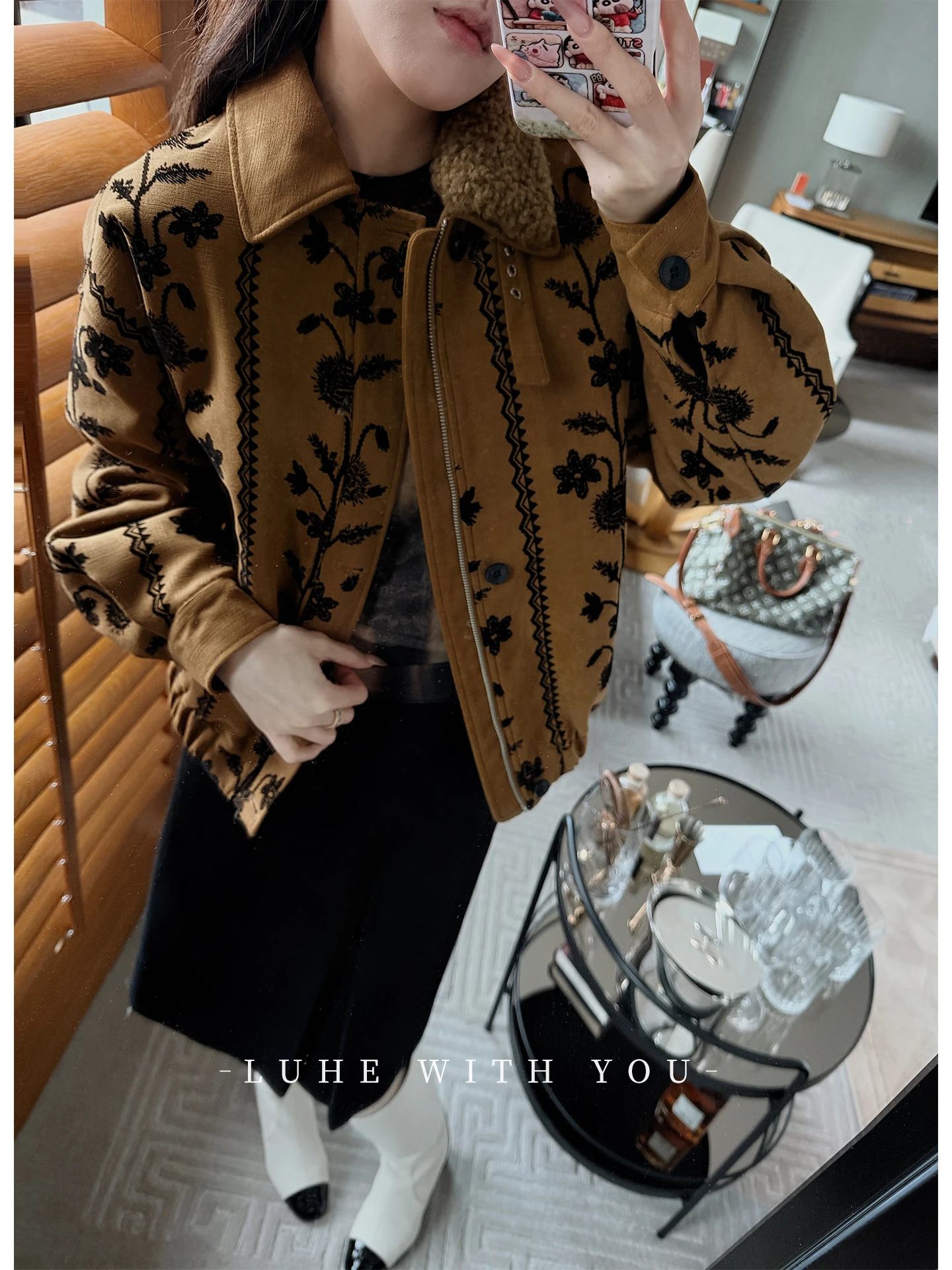 

Классический пуховик с вышитым воротником, свободного кроя, женский, теплый, повседневный, модный, с цветочным узором, на молнии