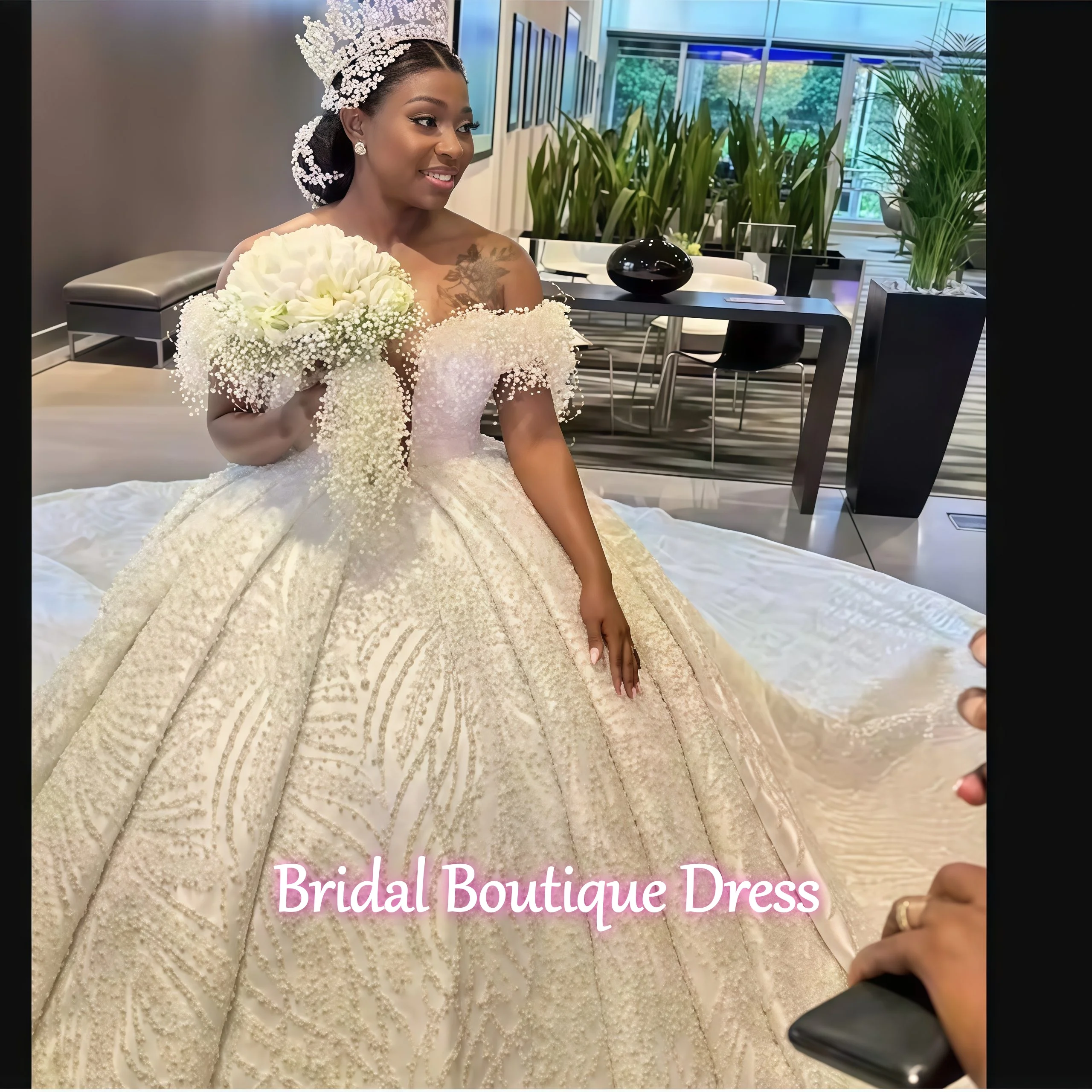 Maßgeschneidertes Luxus-Hochzeitskleid mit transparentem Ausschnitt und glänzenden Perlen und Pailletten für die Braut, Vestidos De Novia, Ballkleid mit langen Ärmeln