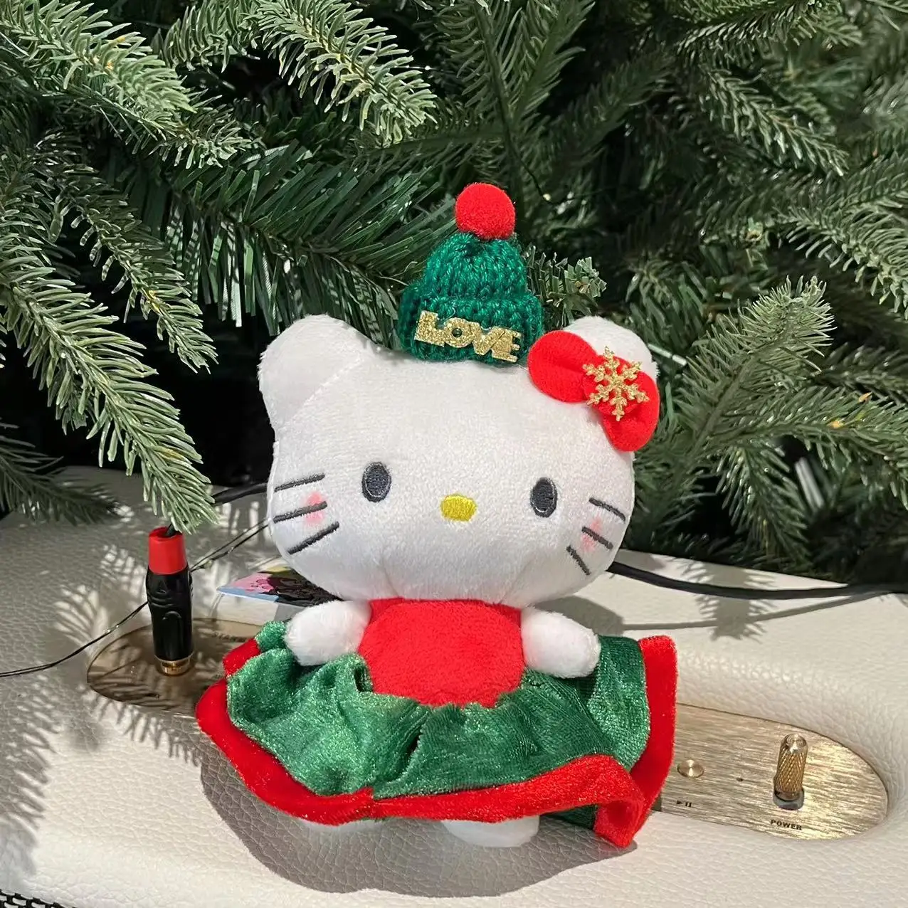 13 cm Sanrio Hello Kitty Plüschtiere KT Hawaiianisches schwarzes Leder Katzenplüschtiere Anhänger Schlüsselanhänger Mädchen Geburtstag Weihnachtsgeschenk