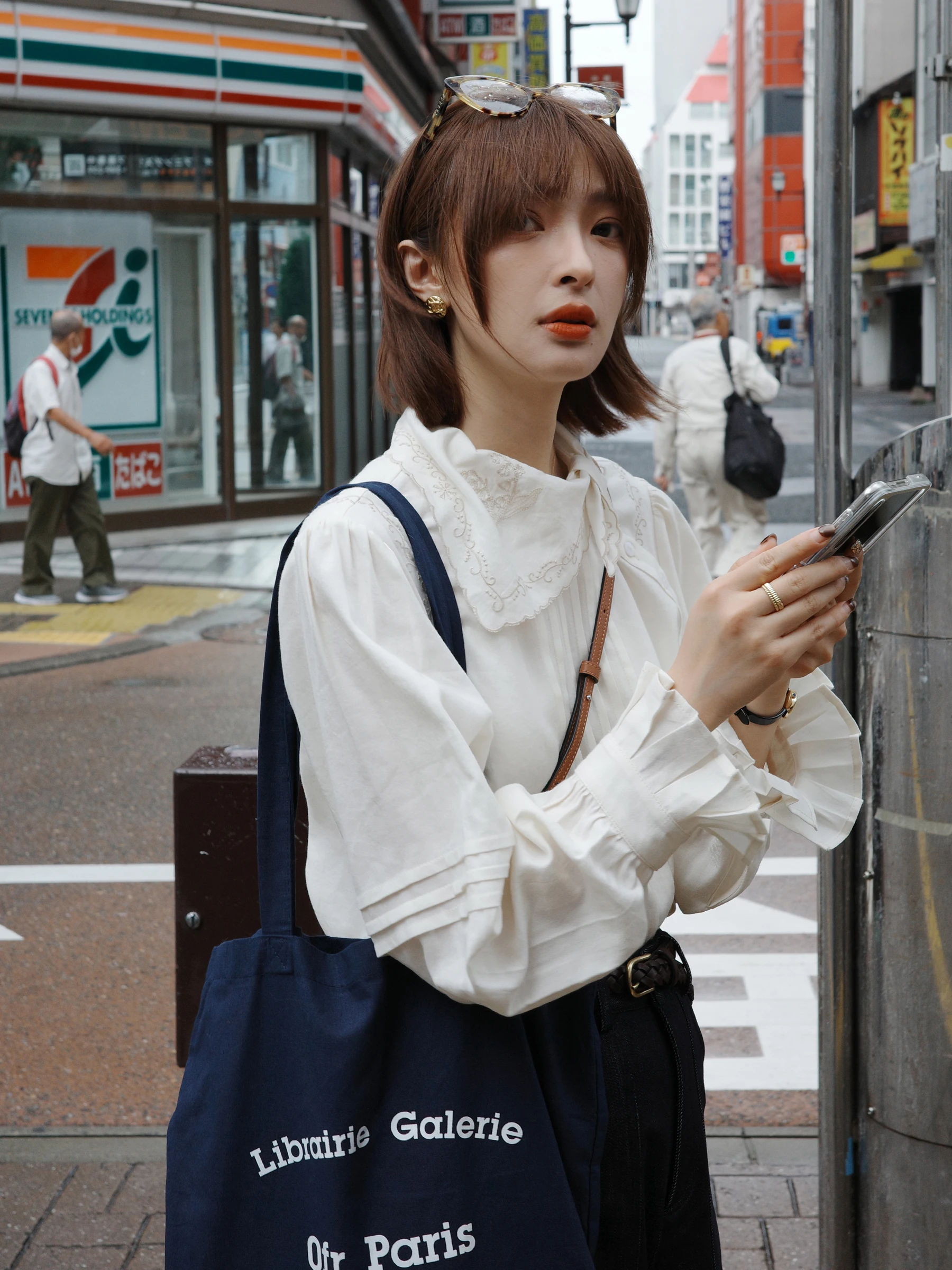 

Женская шерстяная рубашка с длинным рукавом, вышивкой и белой строчкой, в стиле французского воротника, повседневная, свободного кроя, для студии/работы