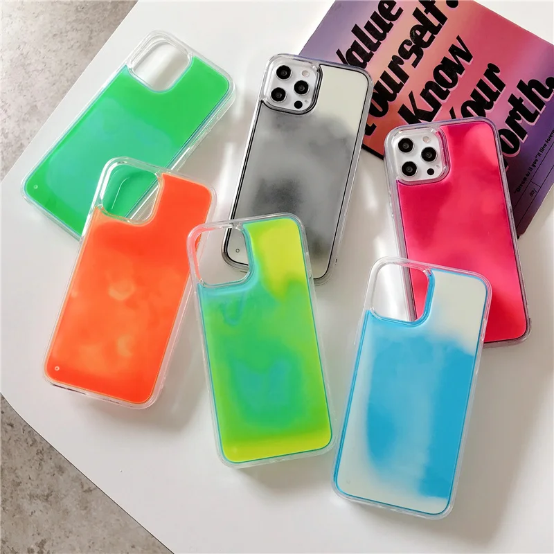 Luminous Luxury Sand Phone Case for iPhone 15 14 Pro Max 13 Funda Glow Gloss Liquid Glitter Quicksand Cover Sand Capa Girl Shell