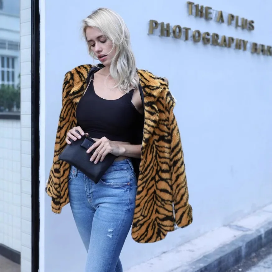 White Long Faux Fur Coat Women Autumn Winter Large Jacket Overcoat Tiger Stripe Pockets Thick Coat Warm Jackets Maxi Coats