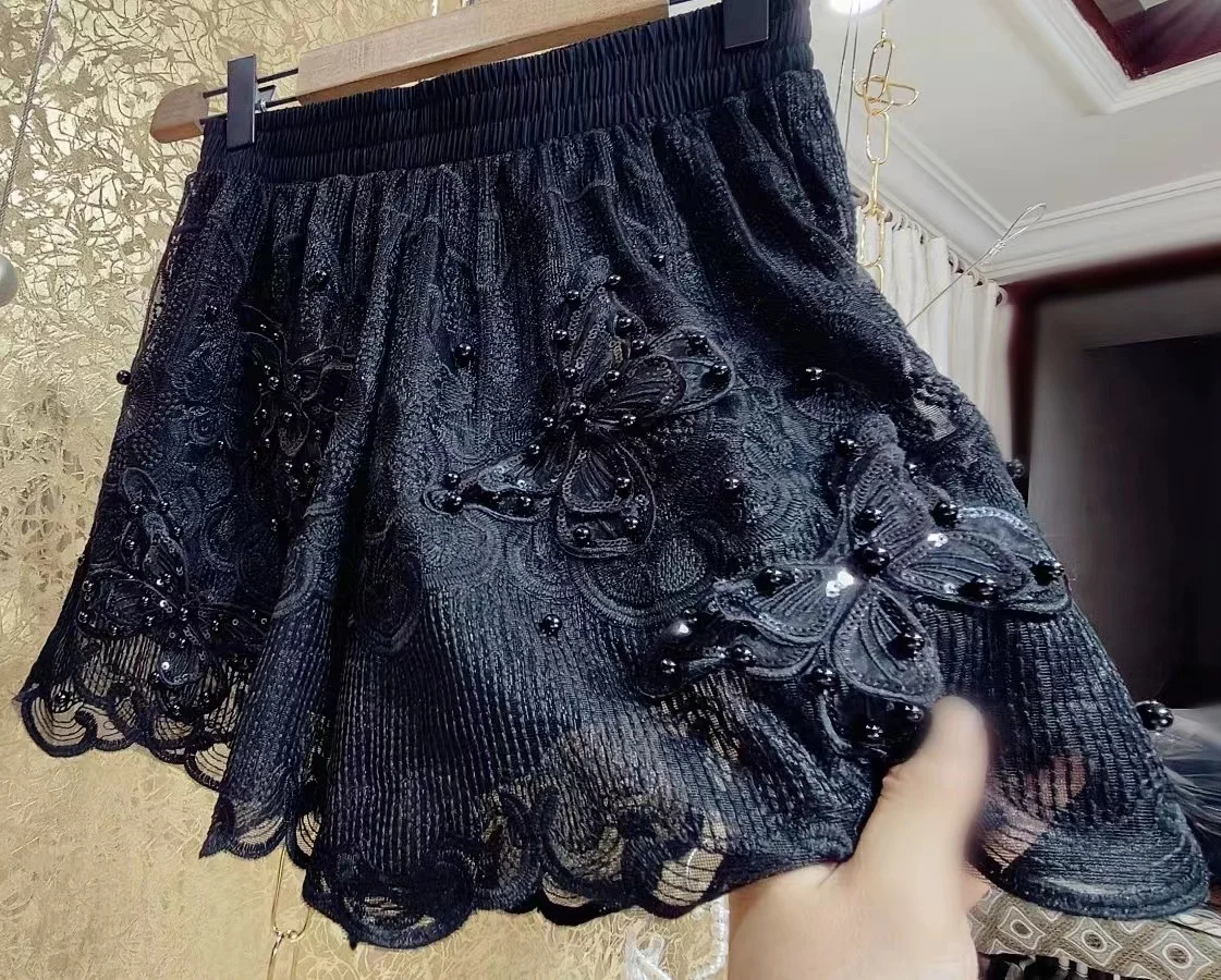 Calça curta feminina frisada 3D com ponto de laço grande, calção bordada de renda, calça elástica na cintura, verão, 2024