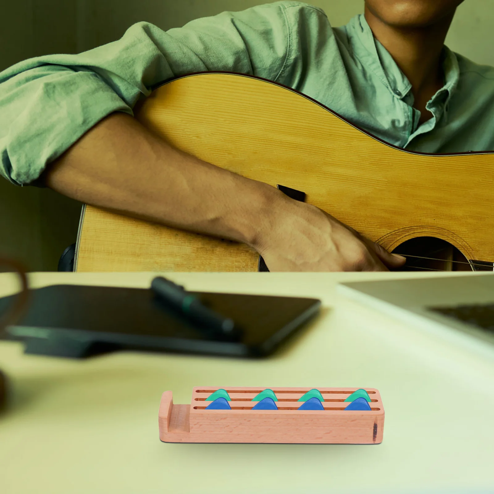 

Pick Picks Holder Containers for Accessories Desk Case Phone Guitar Pick Holder Bracket Guitar Plectrum Box Gift