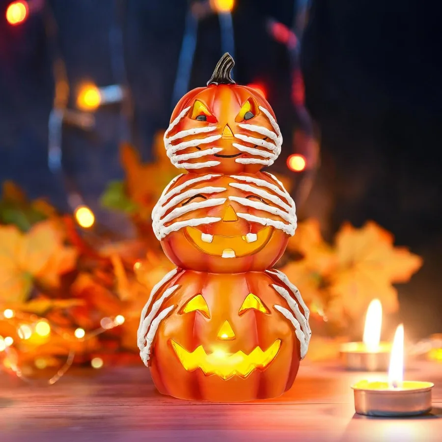 ديكور اليقطين المكدس من راتينج الهالوين يضيء جاك يا فانوس مع أيدي هيكل عظمي لطاولة الشرفة ونافذة الموقد الداخلي والخارجي