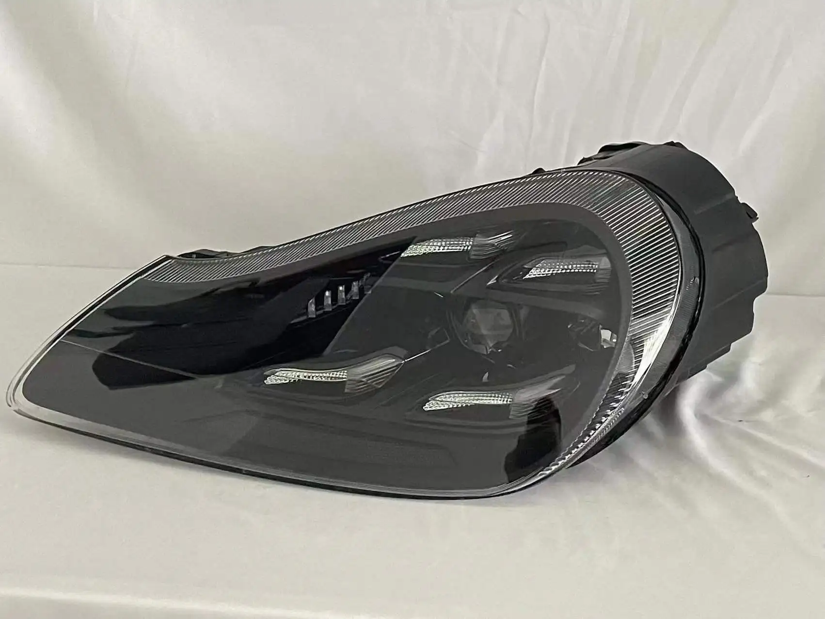 

GFKJ Upgrade the 2008 LED Headlights to the 2022 forPorsche Cayenne Front Bumper Frame Spoiler Grille