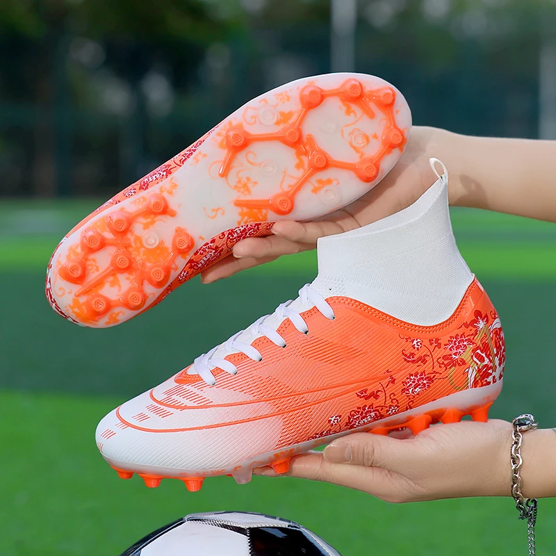 

New Summer Football Shoes Long Spike Grass Football Shoes Training Competition Low Top Spike Sports Shoes For Men 32-45